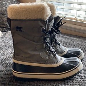 Sorel Women’s Carnival Boot, size 7